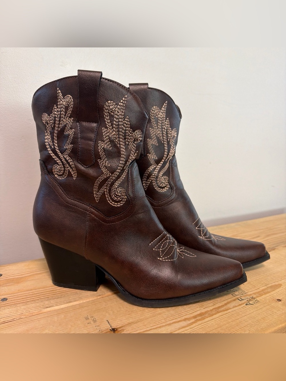 Brown Embroidered Western Heel Boots